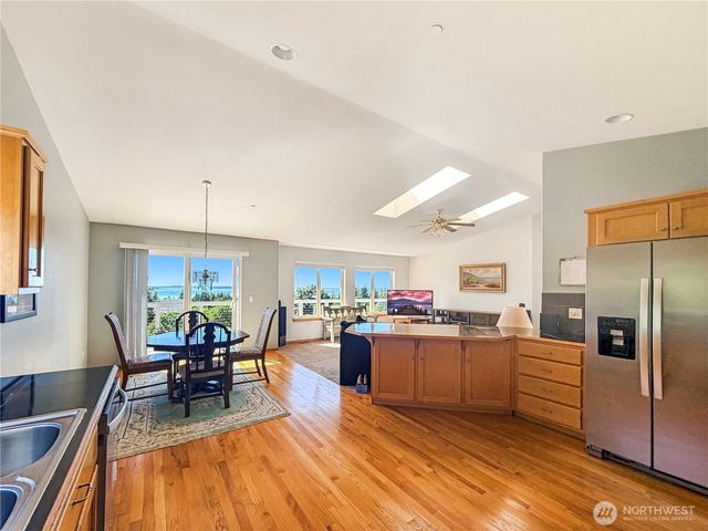 673 Majestic View Lane, Camano Island, WA 98282