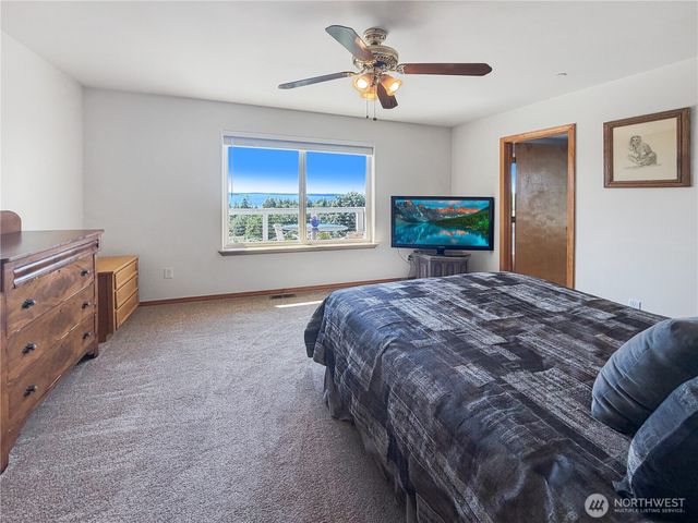 673 Majestic View Lane, Camano Island, WA 98282