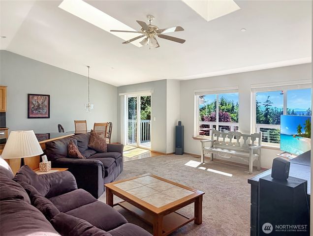 673 Majestic View Lane, Camano Island, WA 98282