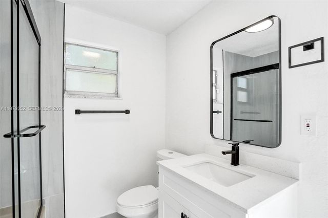 4320 NW 26th St, Lauderhill, FL 33313