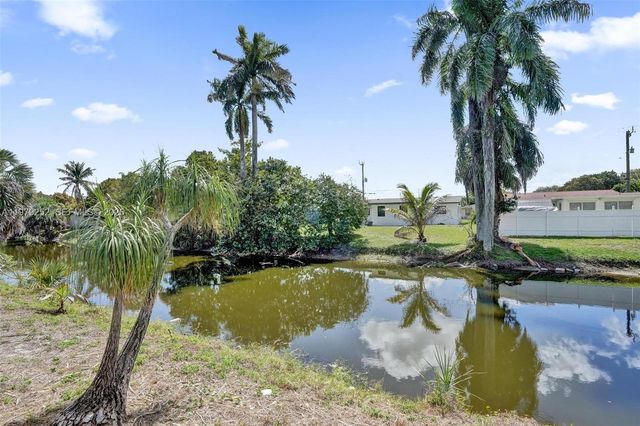 4320 NW 26th St, Lauderhill, FL 33313