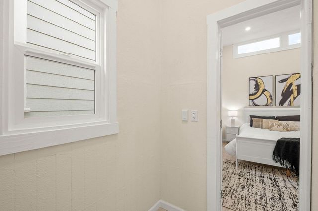 879 Wood St., Oakland, CA 94607