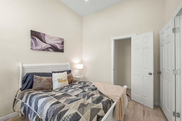 879 Wood St., Oakland, CA 94607