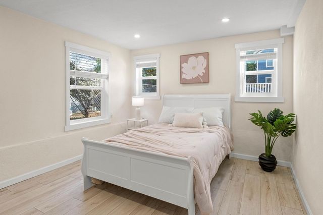 879 Wood St., Oakland, CA 94607