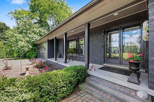 1145 W Bemis Road, York Twp, MI 48176
