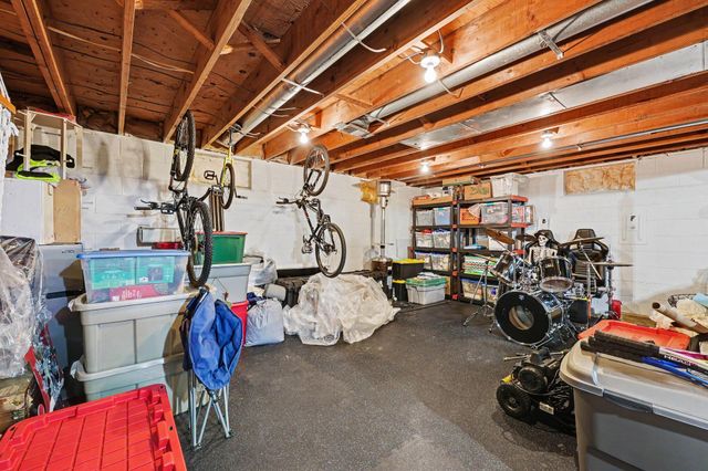 1145 W Bemis Road, York Twp, MI 48176