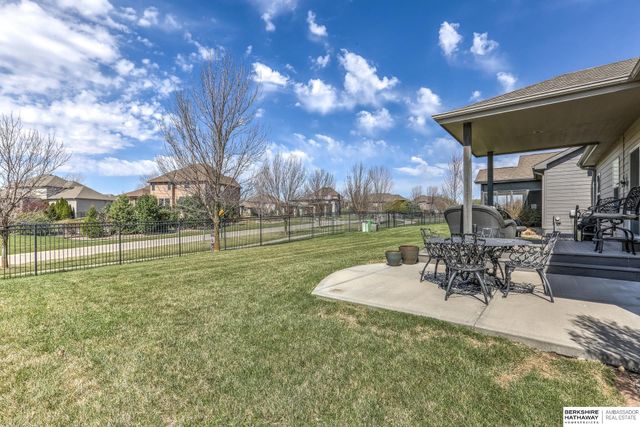 1434 N 194th Circle, Omaha, NE 68022