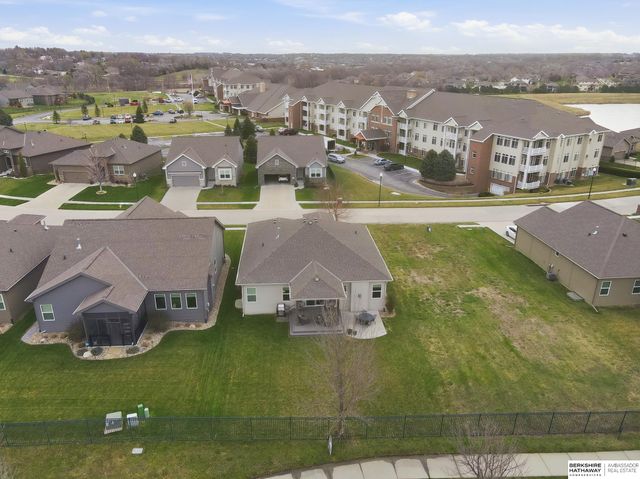 1434 N 194th Circle, Omaha, NE 68022