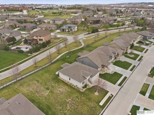 1434 N 194th Circle, Omaha, NE 68022