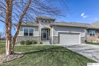 1434 N 194th Circle, Omaha, NE 68022