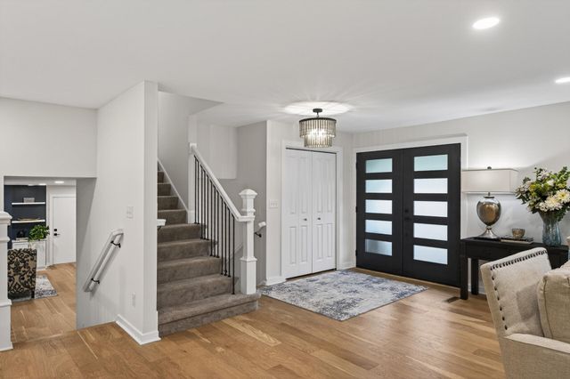 2841 Mayfield Road, Minnetonka, MN 55391