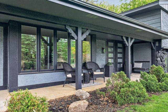 2841 Mayfield Road, Minnetonka, MN 55391