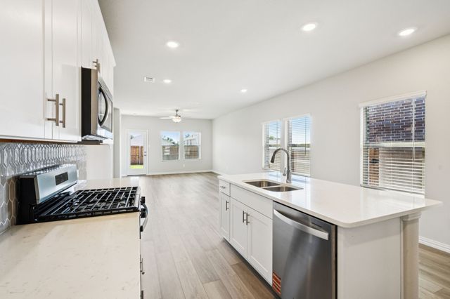 3607 Bonham Drive, Farmersville, TX 75442