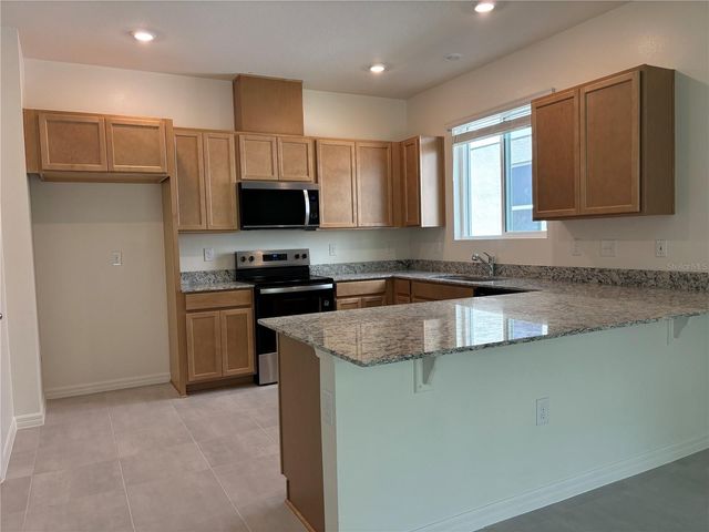 2734 RAINDROP RUN ST, Clermont, FL 34714