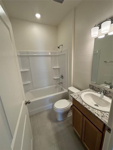 2734 RAINDROP RUN ST, Clermont, FL 34714