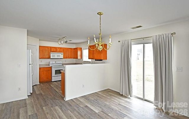 8629 Buckhorn Street, Charlotte, NC 28216