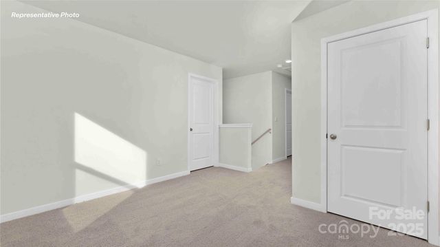 5540 Pamplona Way, Charlotte, NC 28214