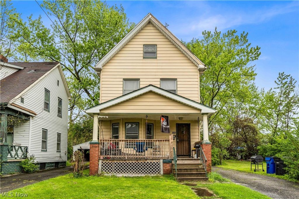 3293 E 139th Street, Cleveland, OH 44120