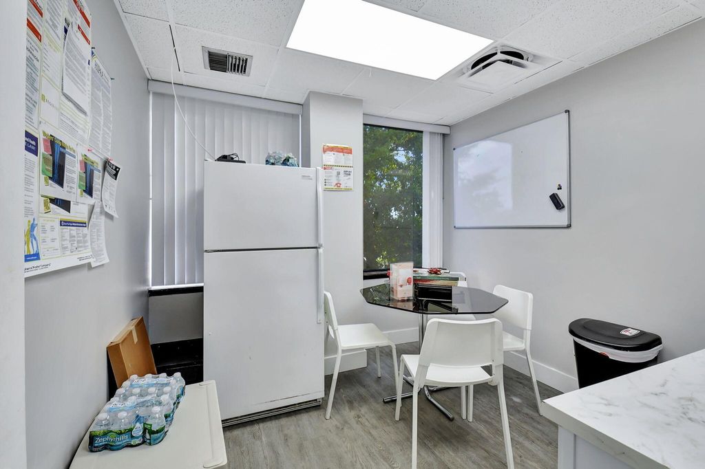 Image 15 of property listing at 5258 Linton Boulevard 301, Delray Beach, FL 33484