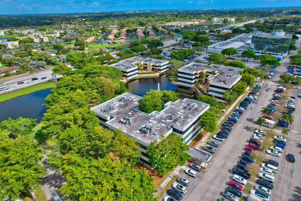 Image 21 of property listing at 5258 Linton Boulevard 301, Delray Beach, FL 33484