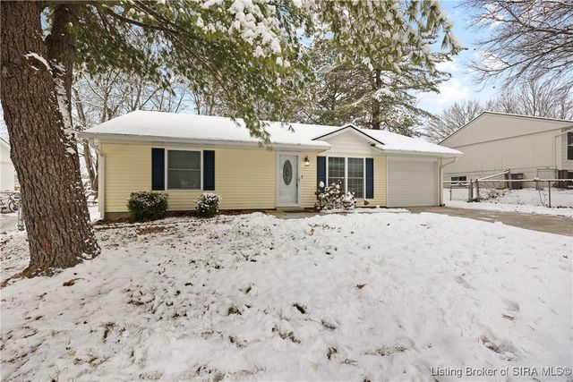 934 Pennsylvania Avenue, Jeffersonville, IN 47130