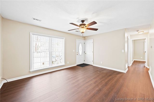 934 Pennsylvania Avenue, Jeffersonville, IN 47130