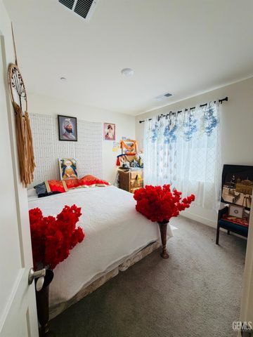14902 Pemberley Passage Avenue, Bakersfield, CA 93311