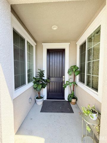 14902 Pemberley Passage Avenue, Bakersfield, CA 93311