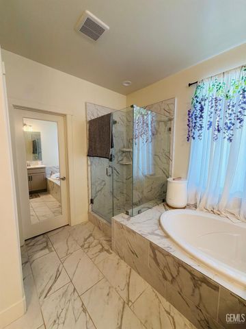 14902 Pemberley Passage Avenue, Bakersfield, CA 93311