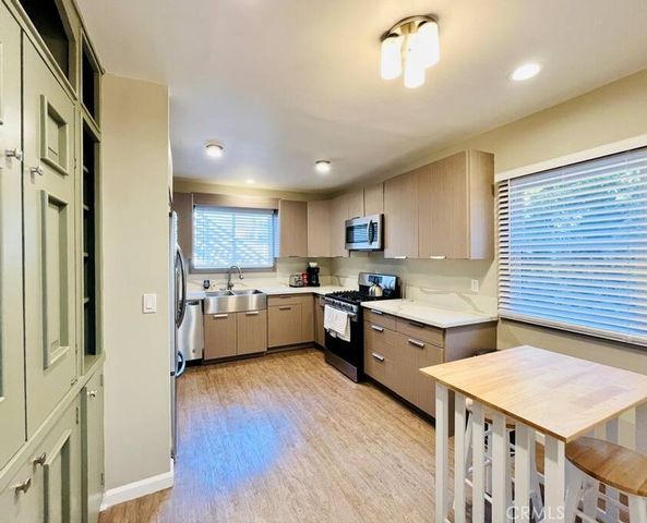 226 S Rexford Drive, Beverly Hills, CA 90212