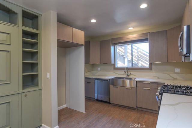 226 S Rexford Drive, Beverly Hills, CA 90212