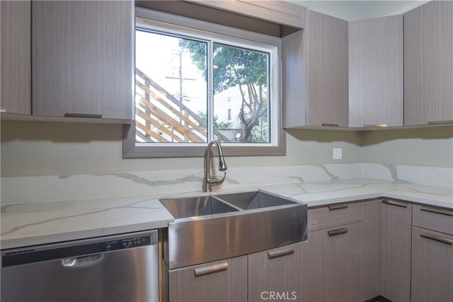 226 S Rexford Drive, Beverly Hills, CA 90212