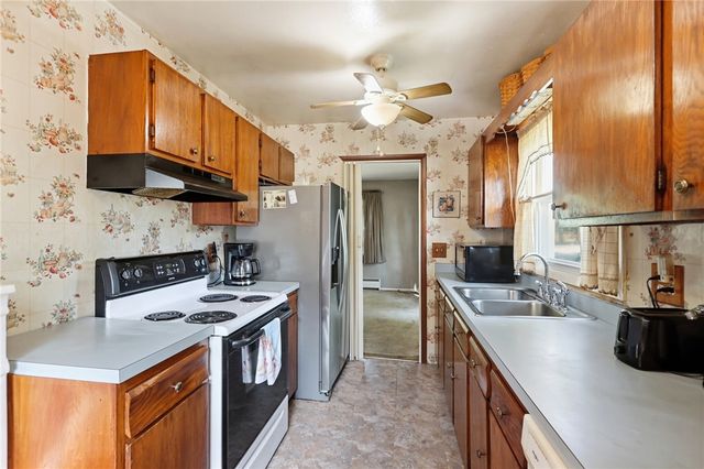 5890 Springfield Xenia Road, Springfield, OH 45502