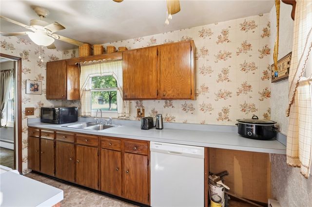 5890 Springfield Xenia Road, Springfield, OH 45502
