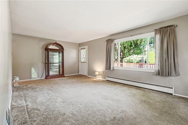 5890 Springfield Xenia Road, Springfield, OH 45502