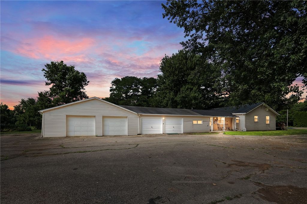 5890 Springfield Xenia Road, Springfield, OH 45502