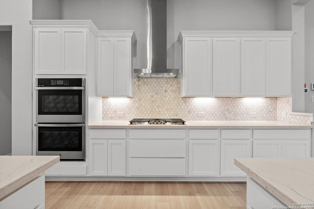 222 Raven Road, Castroville, TX 78009