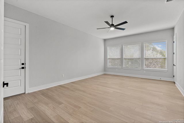 222 Raven Road, Castroville, TX 78009