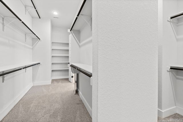 222 Raven Road, Castroville, TX 78009