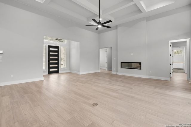 222 Raven Road, Castroville, TX 78009