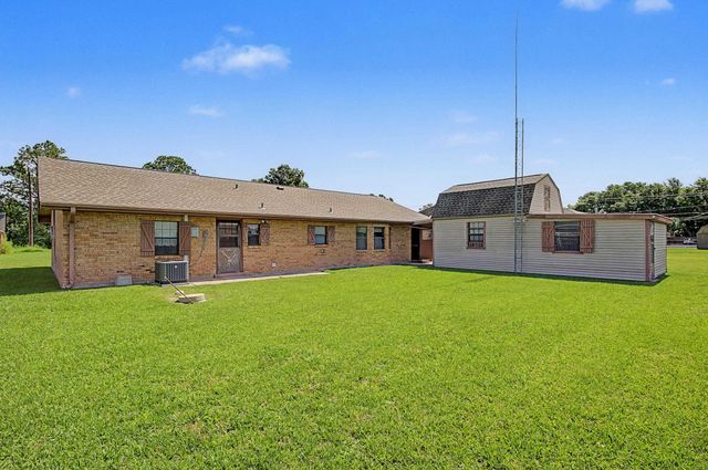 204 Holley Street, Thibodaux, LA 70301
