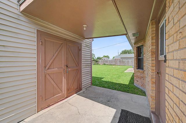 204 Holley Street, Thibodaux, LA 70301