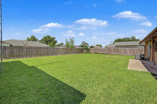 204 Holley Street, Thibodaux, LA 70301