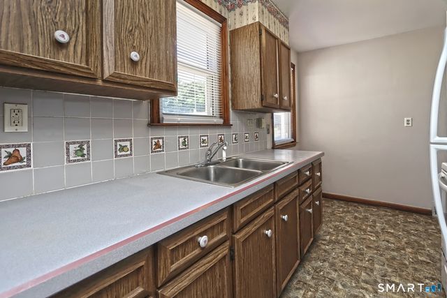 53 Raycroft Street, Milford, CT 06461