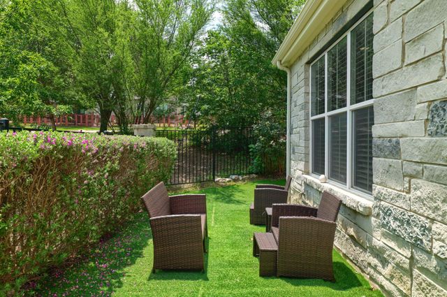 2624 Metcalfe RD 24, Austin, TX 78741