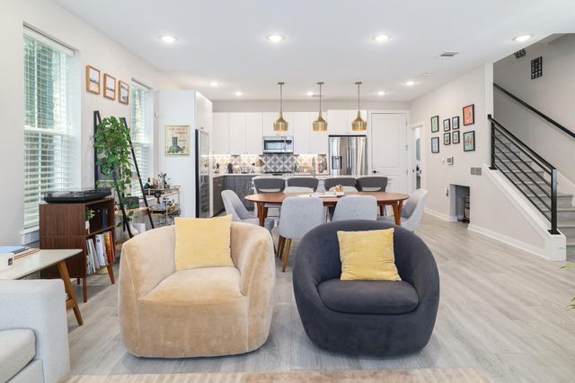 2624 Metcalfe RD 24, Austin, TX 78741