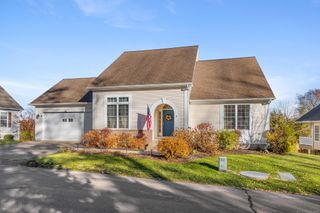 2 Gatesville Lane 6, Cromwell, CT 06416