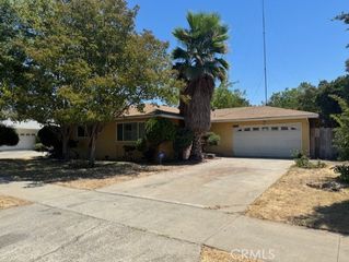 2720 Glen Avenue, Merced, CA 95340