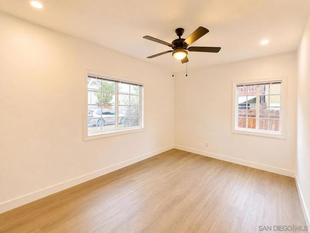 127 W 5th Ave, Escondido, CA 92025