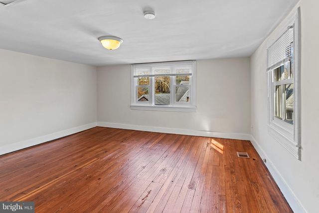 8473 MAIN ST, Ellicott City, MD 21043